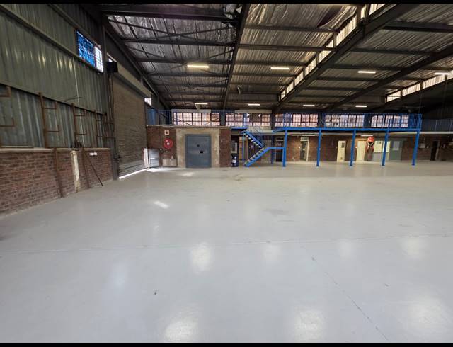 2,399M² WAREHOUSE TO LET IN OPHIRTON